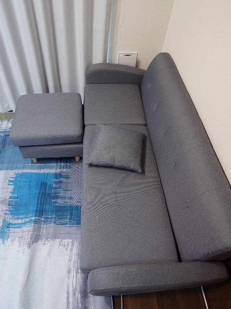 【しみー】グレー3人掛けソファ オットマン 付属クッション付き