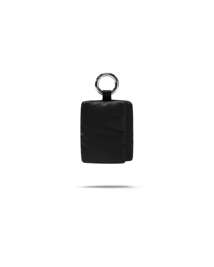 H*i様 CLESSTE PADDED AIR PODS CASE