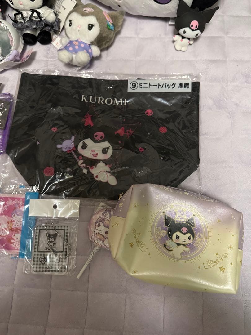 真夜中のメロクロ　クロミマスコット　ラストワン等　クロミグッズ35点　まとめ売り