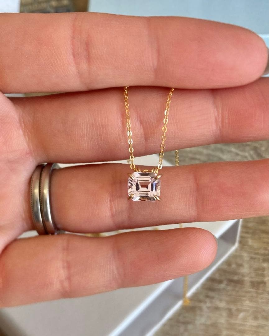 BOX付✨「無償の愛 ― クンツァイト14kgf ネックレス」