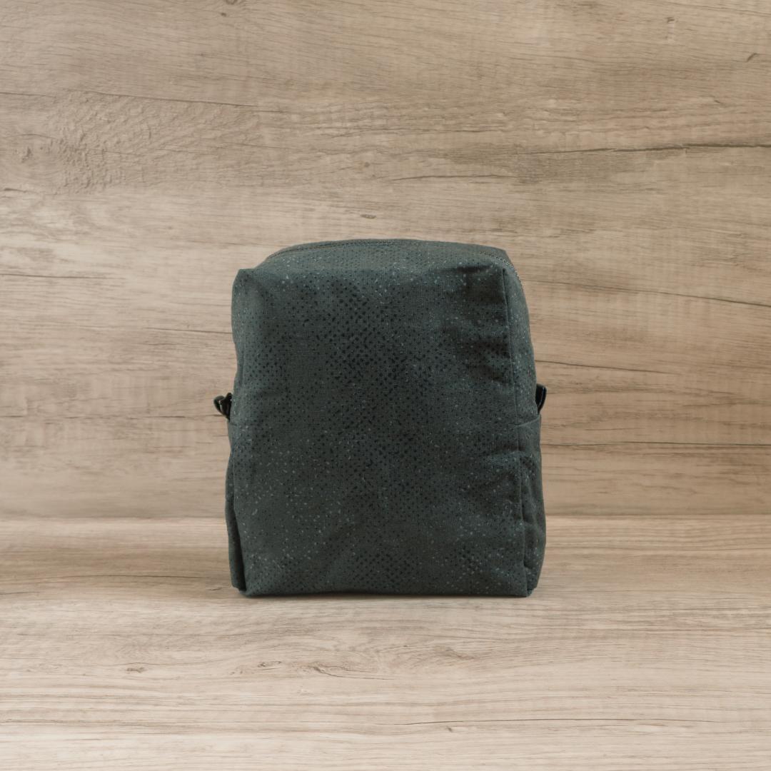 【手帳ポーチ／サイズ1】ドット・グレー（たくさん入るタイプ）