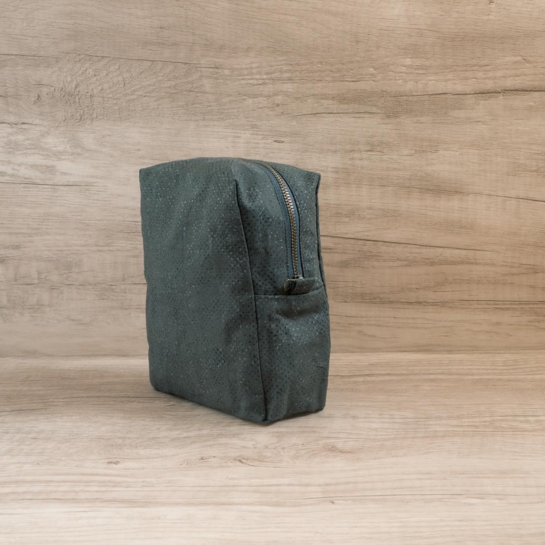 【手帳ポーチ／サイズ1】ドット・グレー（たくさん入るタイプ）