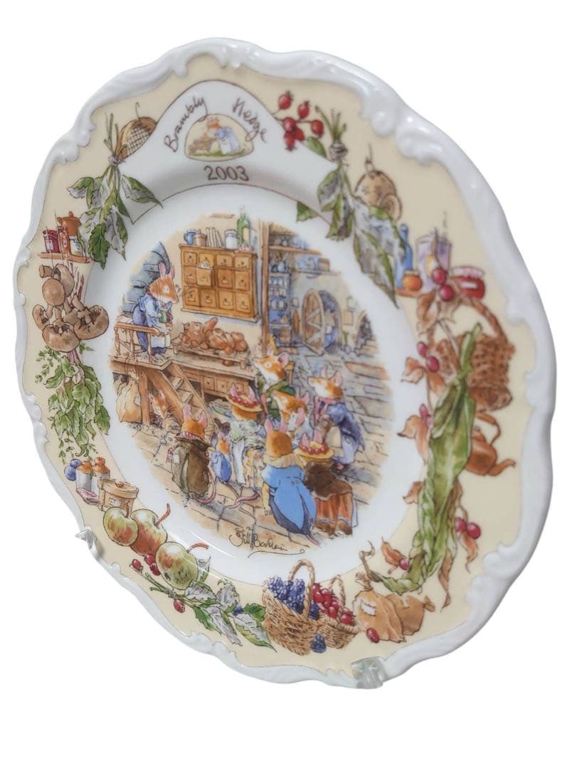 ロイヤルドルトン　ブランブリーヘッジ　2003 イヤープレート