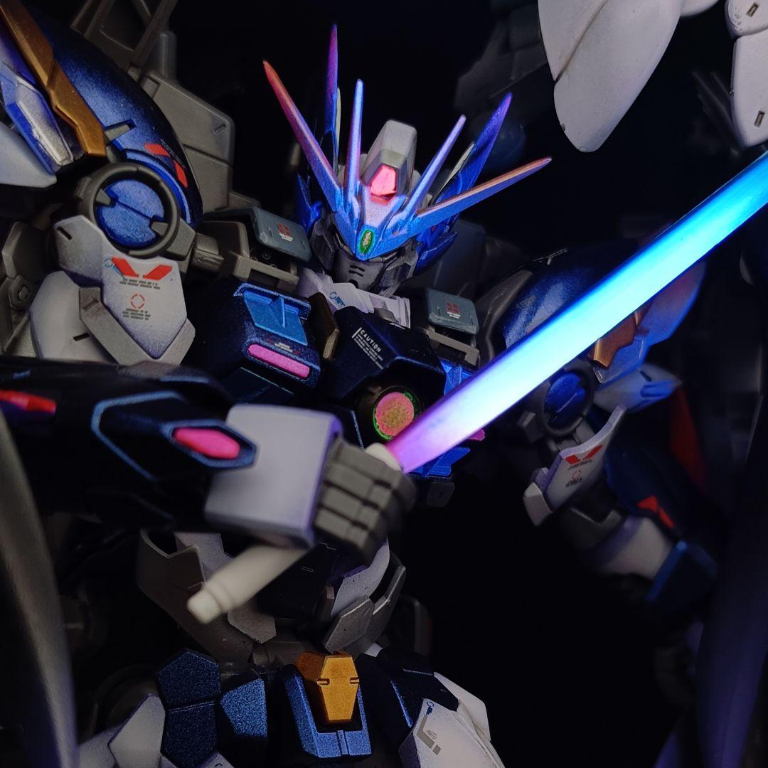 ウイングガンダム　ガンプラHiRM　ハイレゾモデル　塗装完成品