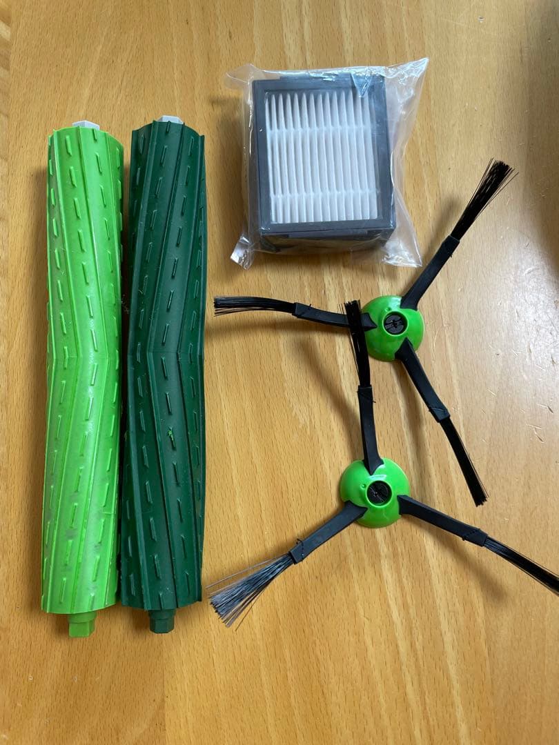 iRobot ルンバ i7 （未使用フィルター・ブラシ等消耗品付き）