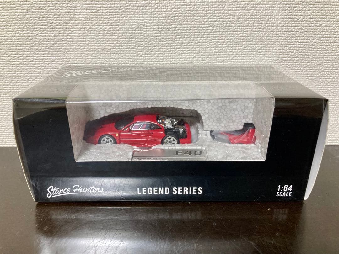 フェラーリ F40 Stance Hunters 1/64 ミニカー