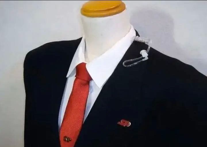 【数量限定販売】ＳＰ身辺警護員風エアーチューブイヤホンマイク一式【新品未使用】