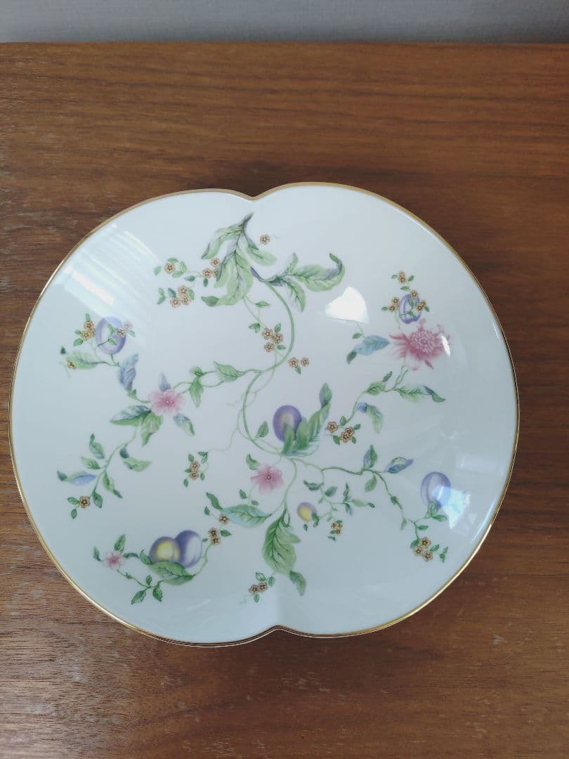 〖新品〗ウェッジウッド スイートプラム オーバルディッシュ ボウル 2点セット