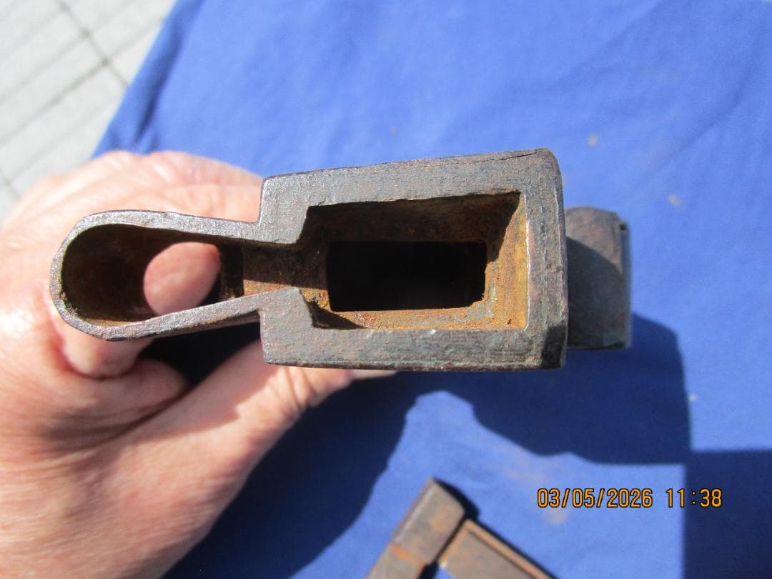 錠前　鍵　阿波錠　鉄製錠前　時代物　2枚バネ　開閉可能　鍵とセット　1個