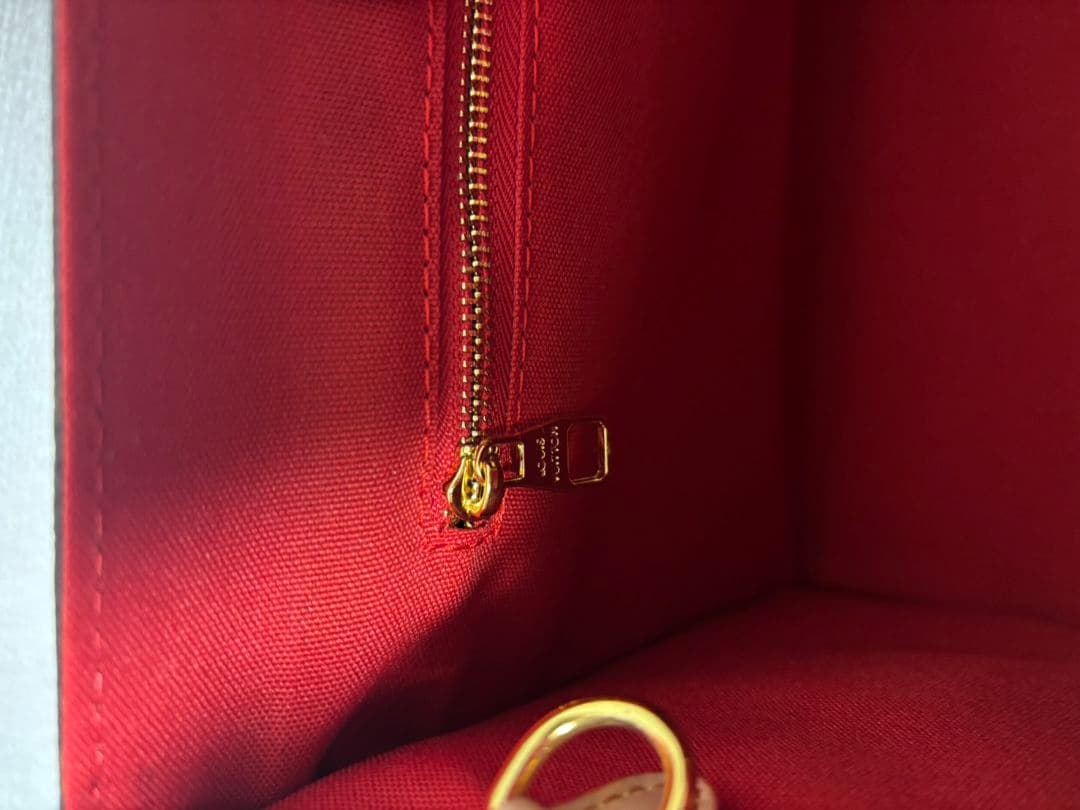 LouisVuittonオンザゴー★ヴィヴィエンヌ★村上隆