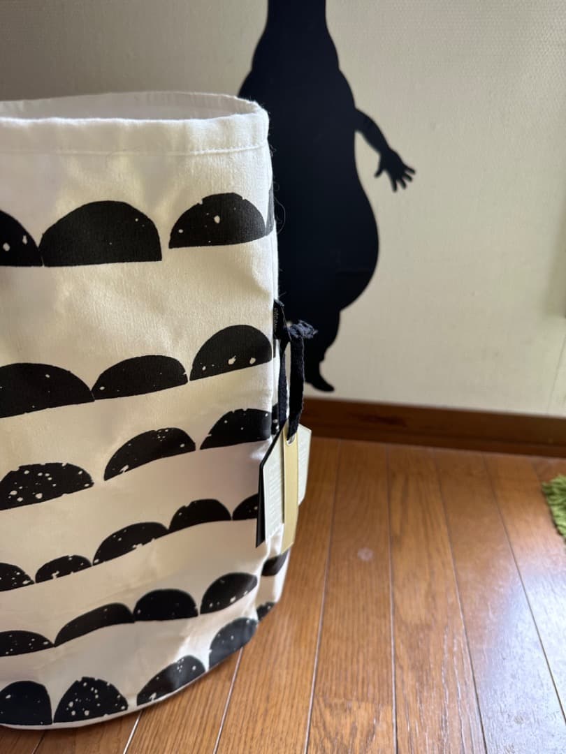 ファームリビング　バスケット　籠　北欧　デンマーク　おもちゃ箱　ランドリー