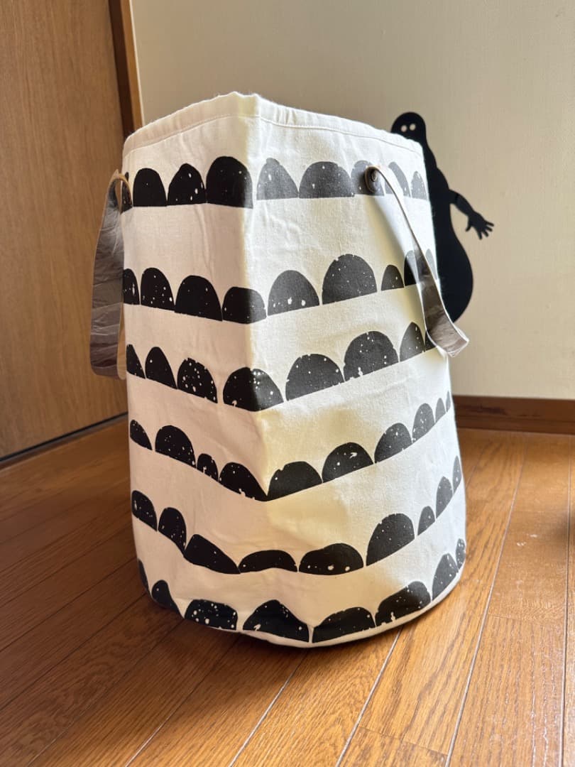 ファームリビング　バスケット　籠　北欧　デンマーク　おもちゃ箱　ランドリー