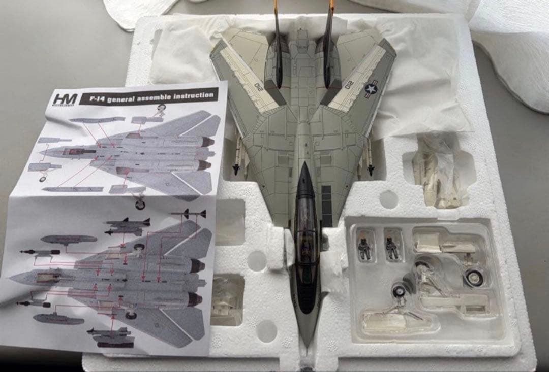 F14 A アメリカ　海軍 第84戦闘飛行隊　ジョリーロジャース　F-14