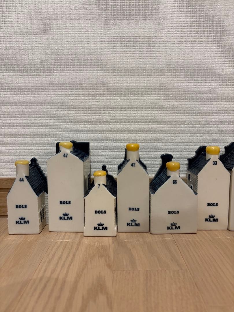 【レア】KLMオランダ航空 デルフト焼 ミニチュアハウス14個 BOLS 飛行機