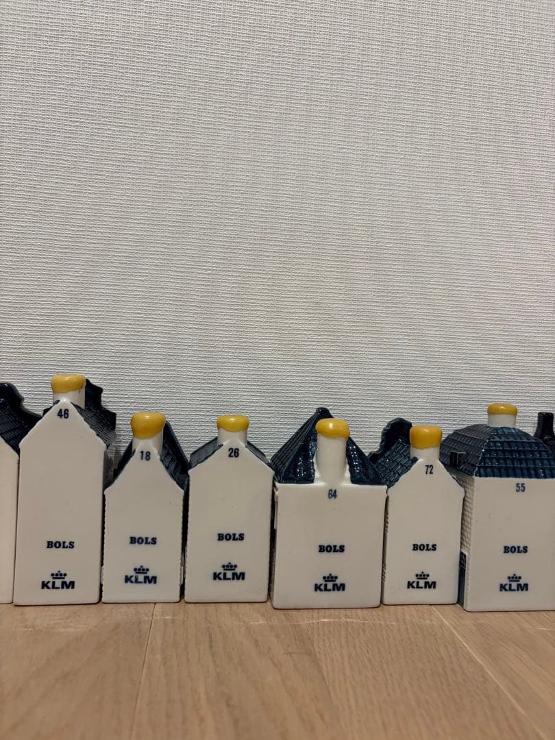 【レア】KLMオランダ航空 デルフト焼 ミニチュアハウス14個 BOLS 飛行機