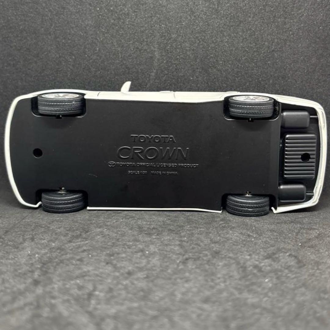 1/30 トヨタ カラーサンプル クラウンアスリート200系 ホワイトパールCS