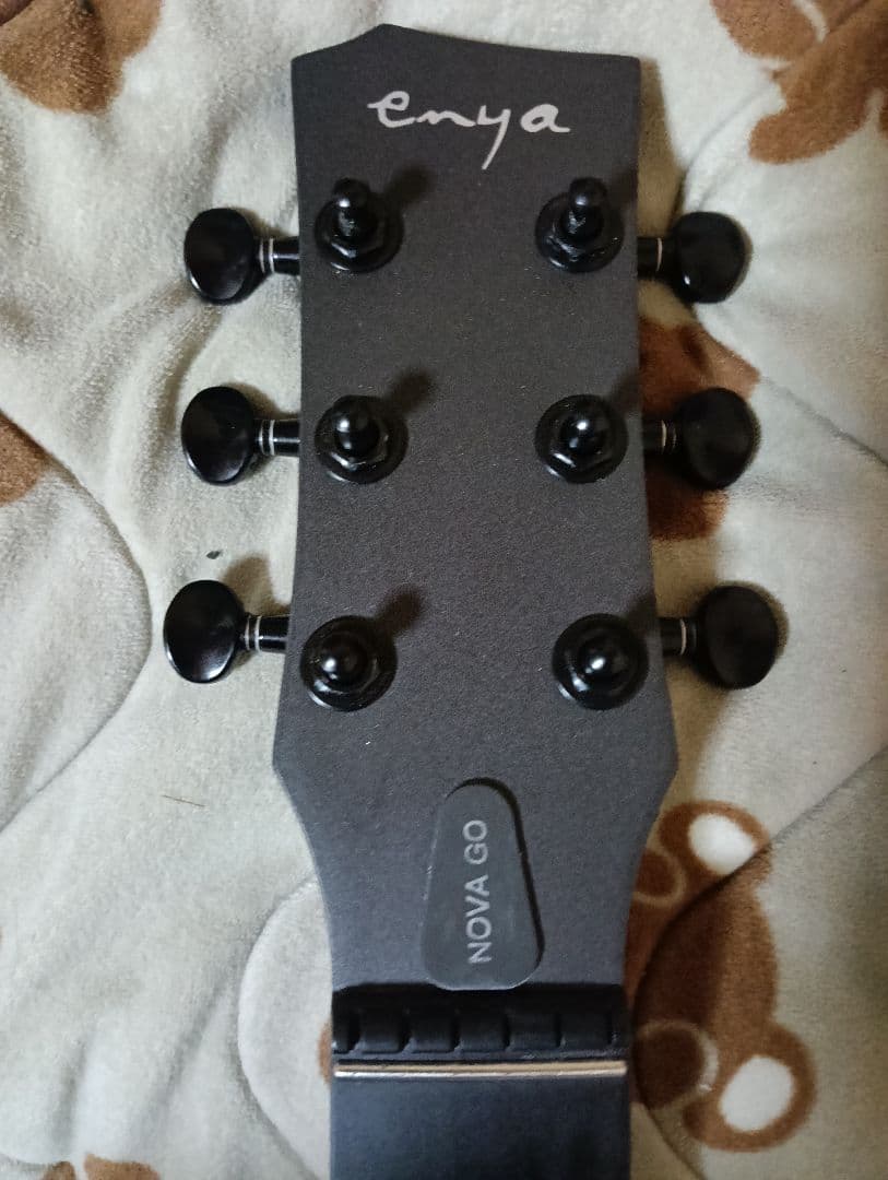 ENYA エンヤ Enya Nova Go Mini 極美品 トラベルギター