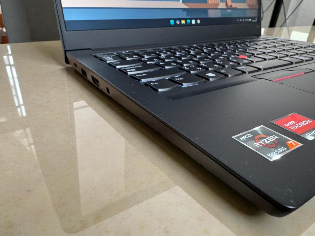⭐本日限り特価⭐高性能＆軽量⭐Lenovo Thinkpad E14⭐