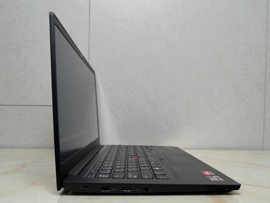 ⭐本日限り特価⭐高性能＆軽量⭐Lenovo Thinkpad E14⭐