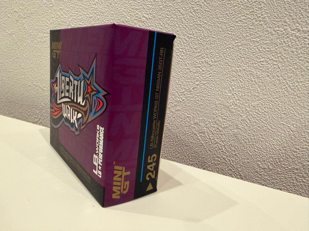 ミニカー mini gt 245 LIBERTY WALK NISSAN 35GT-RR