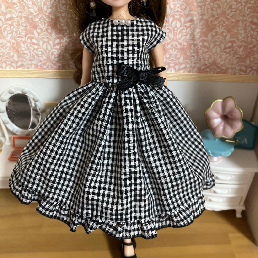 専用リカちゃん　服　ハンドメイド137番