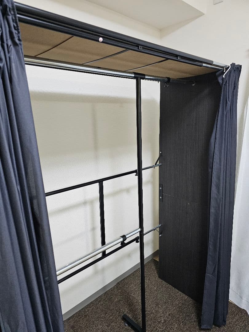 ハンガーラック　コートラック　クローゼットハンガー　収納