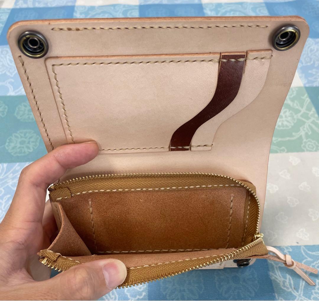 トラッカーウォレット　ミドルサイズ　お札を楽に収納　赤＋茶＋ナチュラル