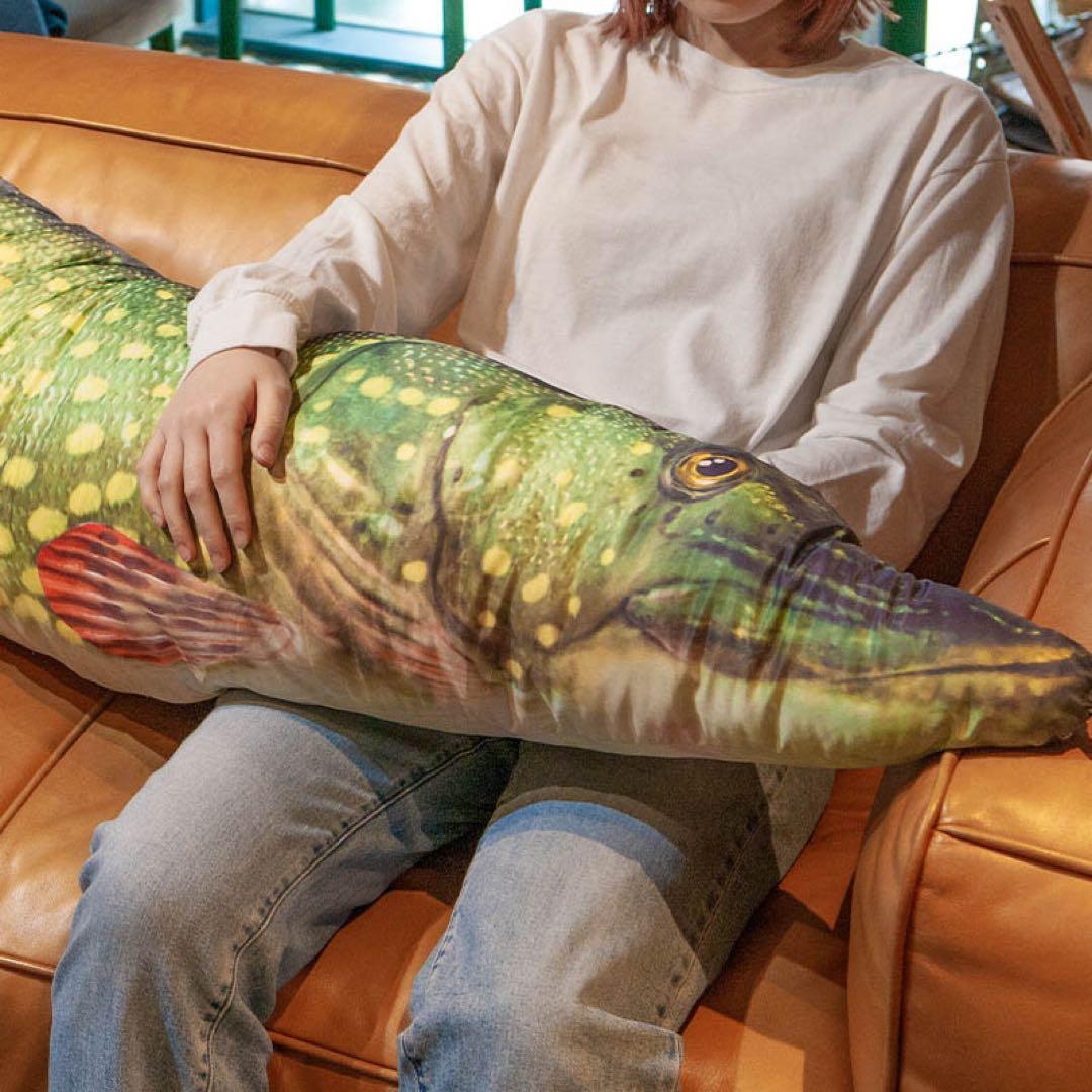 DULTON FISHES PIKE 195 クッション抱き枕