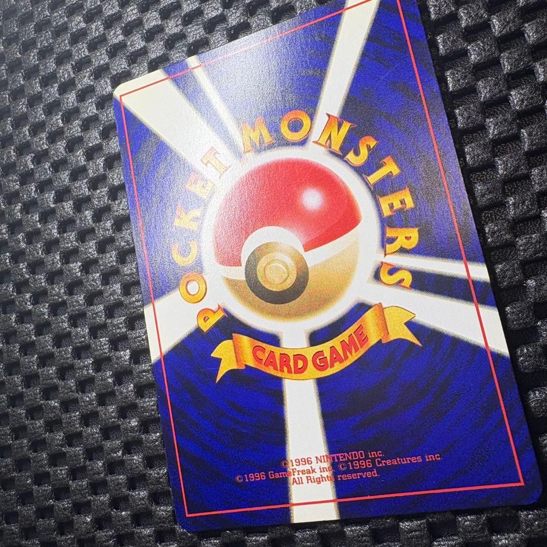 ポケモンカード　旧裏　ひかるミュウ　プロモ