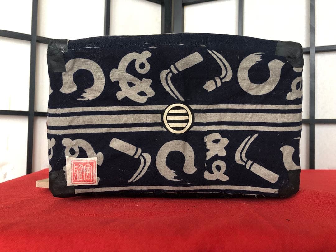 一閑張り　一貫張り　藍染　本藍染 かまわぬ　正絹古布　侍雀