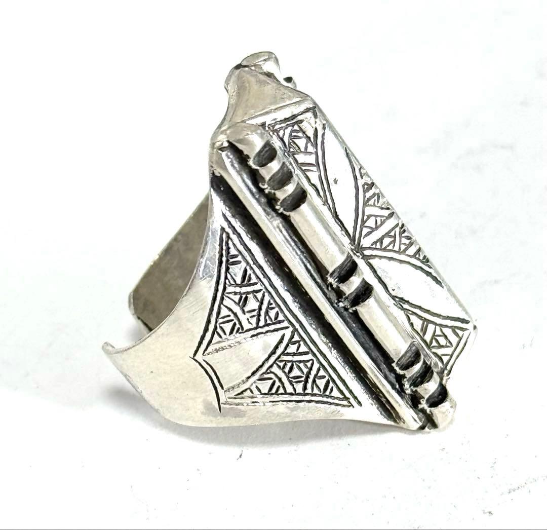 トゥアレグ族　ハンドメイド　シルバーリング　　(１)