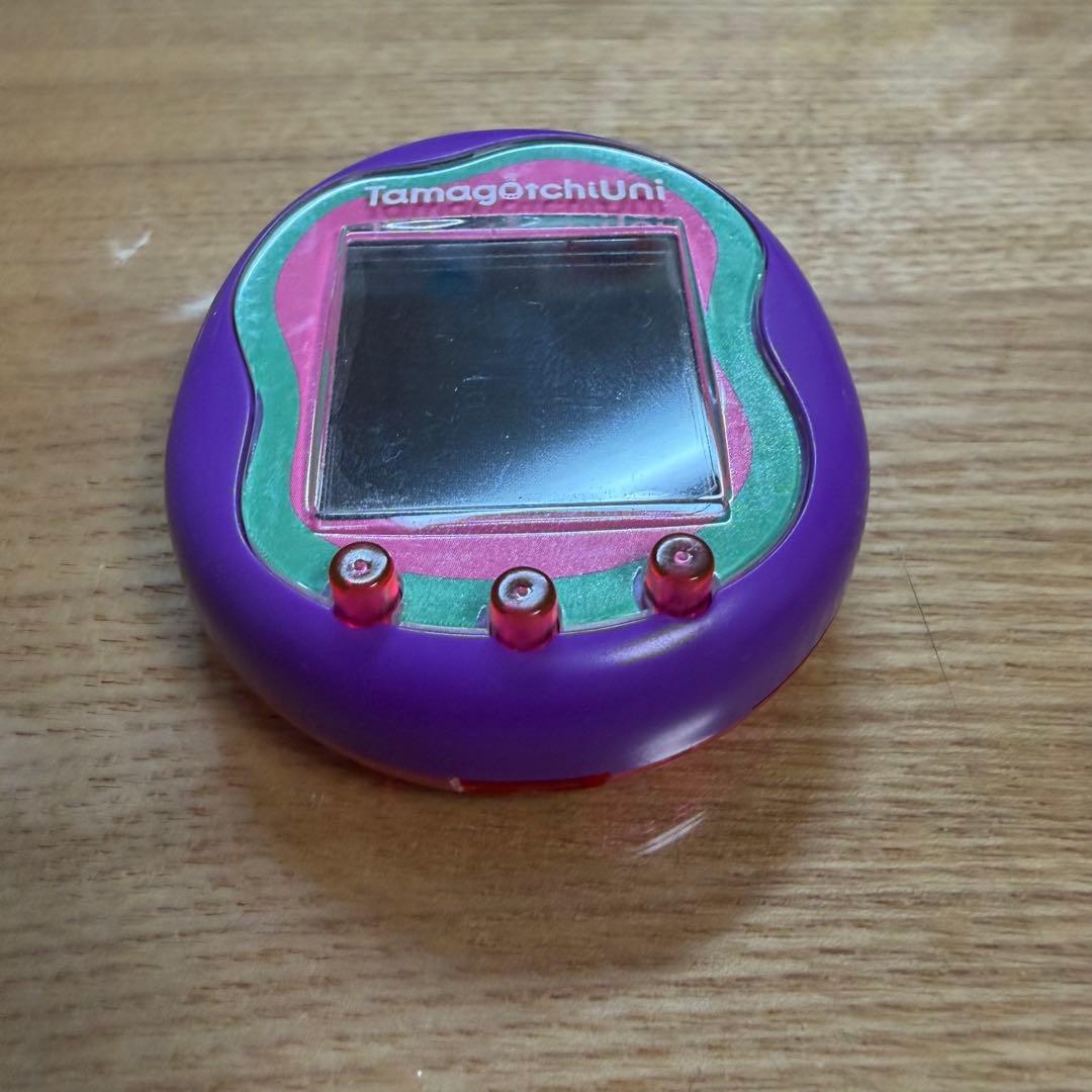 たまごっちuni ユニパープル　箱付き　説明書付き　充電器新品 フルセット