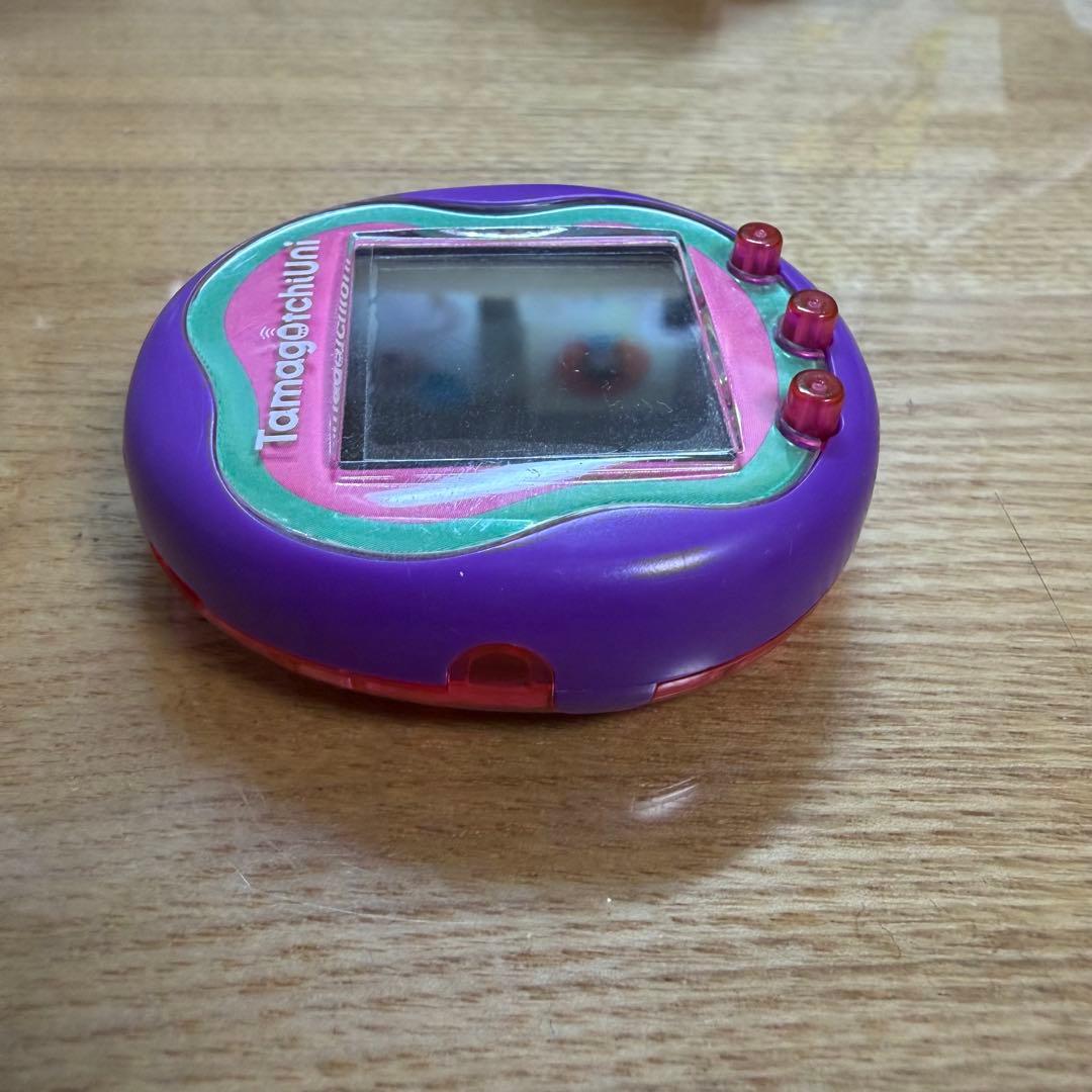 たまごっちuni ユニパープル　箱付き　説明書付き　充電器新品 フルセット