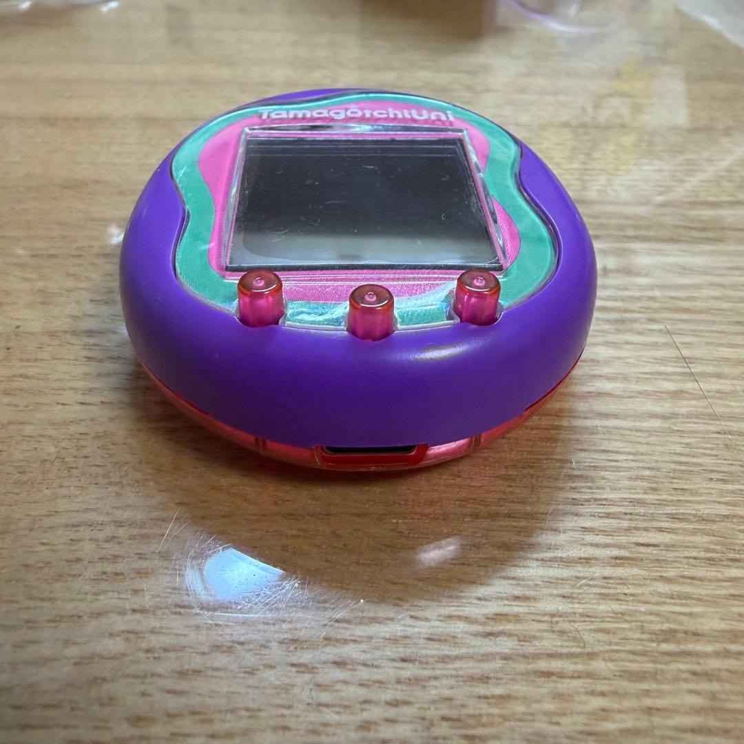 たまごっちuni ユニパープル　箱付き　説明書付き　充電器新品 フルセット