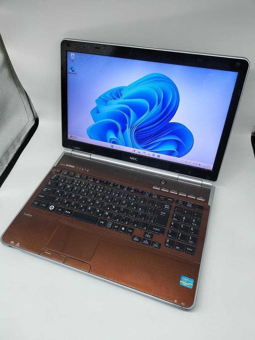 【NEC】爆速Corei7/新品SSD128GB 15.6 ノートパソコン D8