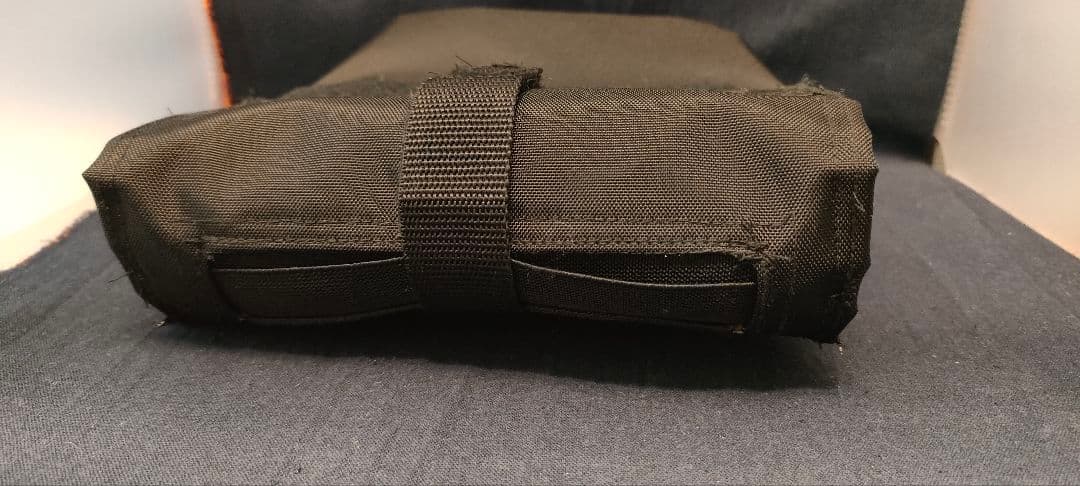 ハンドメイド　ダンプポーチ