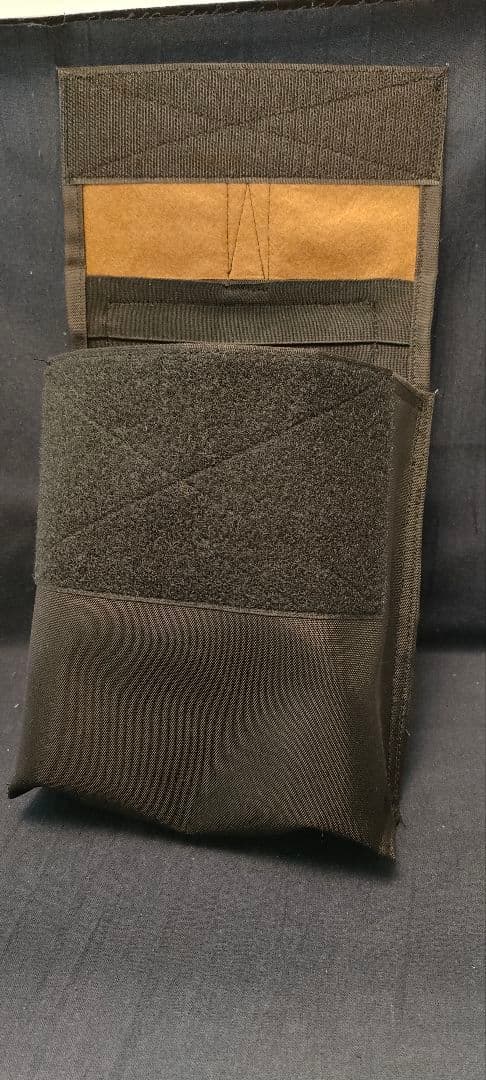 ハンドメイド　ダンプポーチ