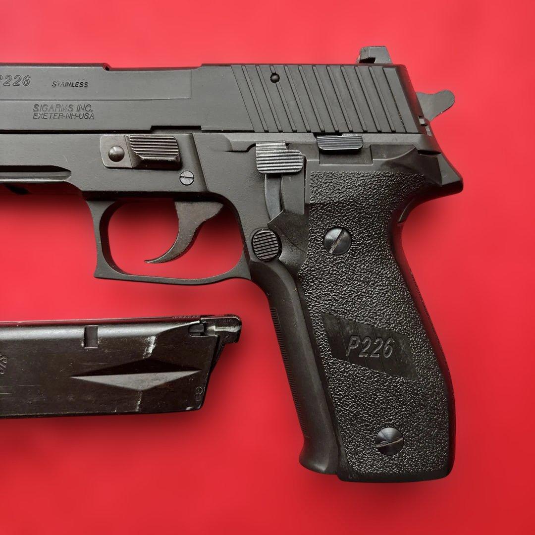タナカ　SIG SAUER P226レイル　HW 訳ありガスブローバックガン