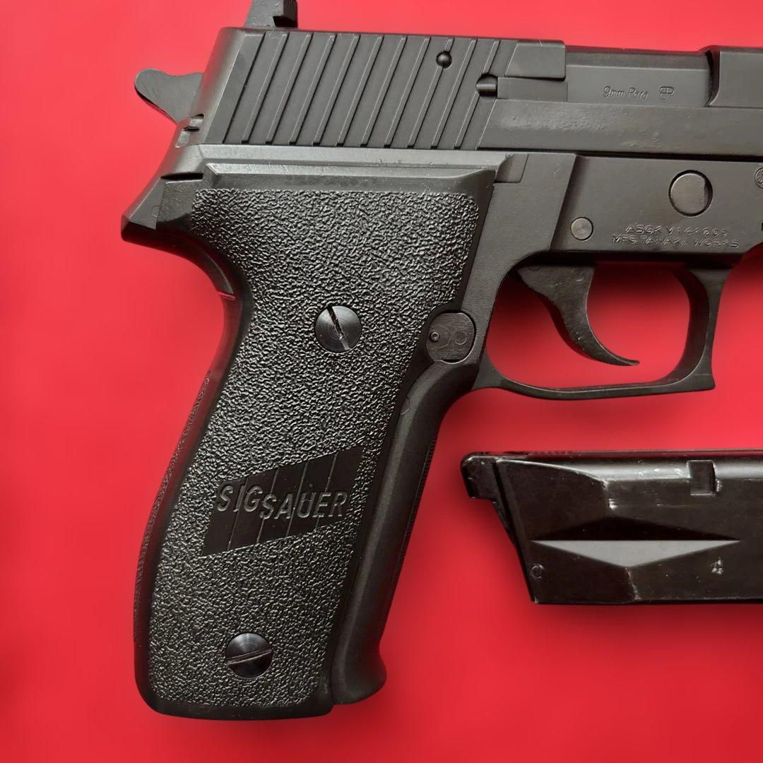 タナカ　SIG SAUER P226レイル　HW 訳ありガスブローバックガン
