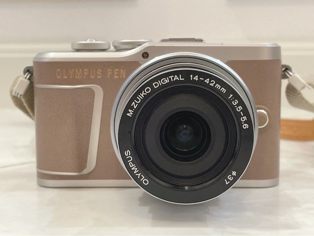 OLYMPUS PEN E-PL10 オリンパス ミラーレス 一眼レフ 付属多数