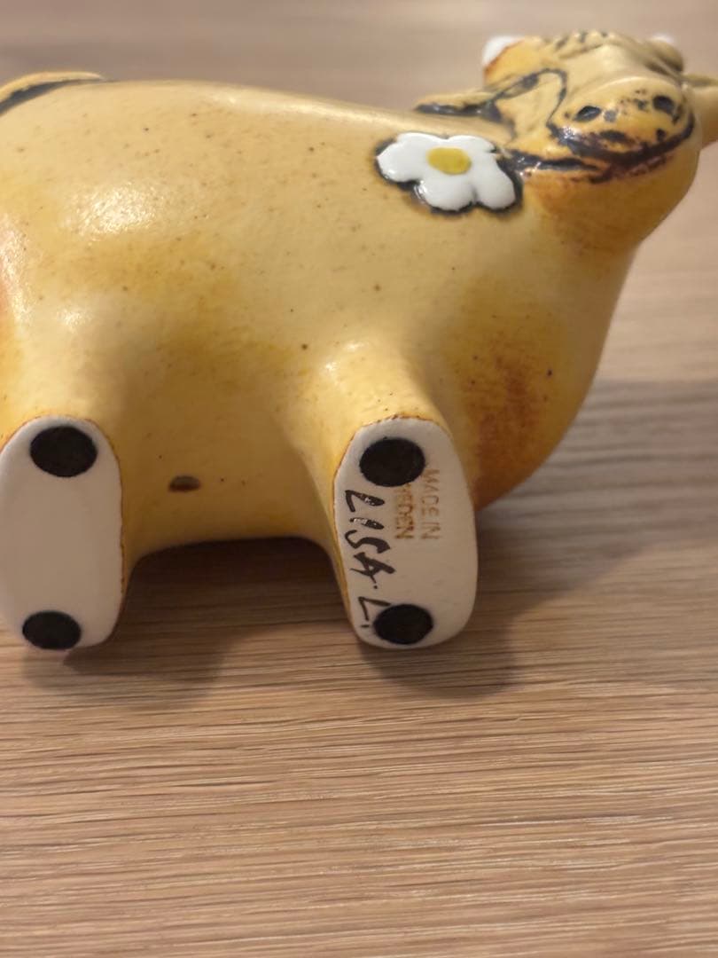 Lisa Larson 牛の置物　リサラーソン　お花のうしさん