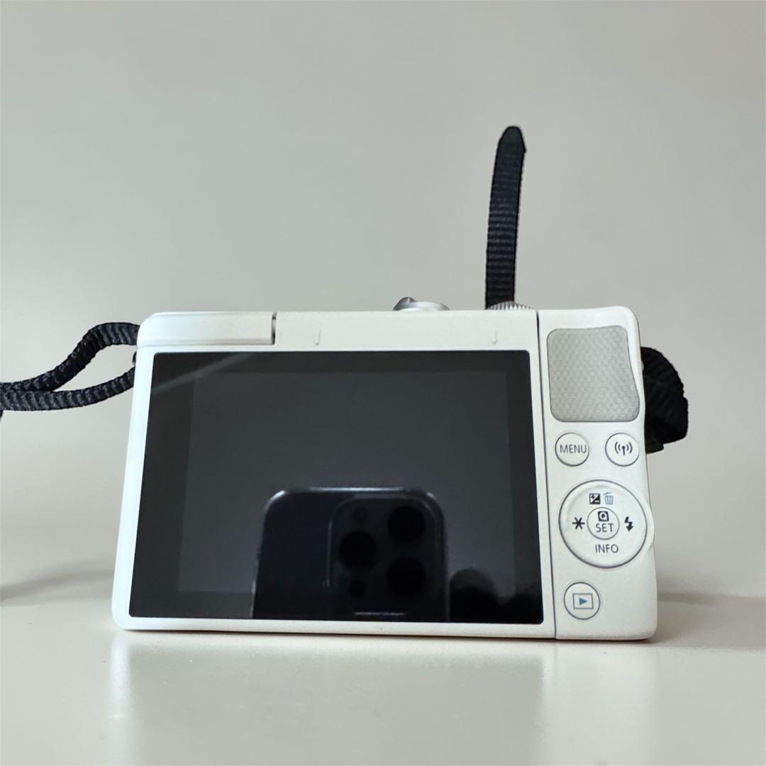 Canon EOS M10 ミラーレス　レンズ2個セット　極美品✨