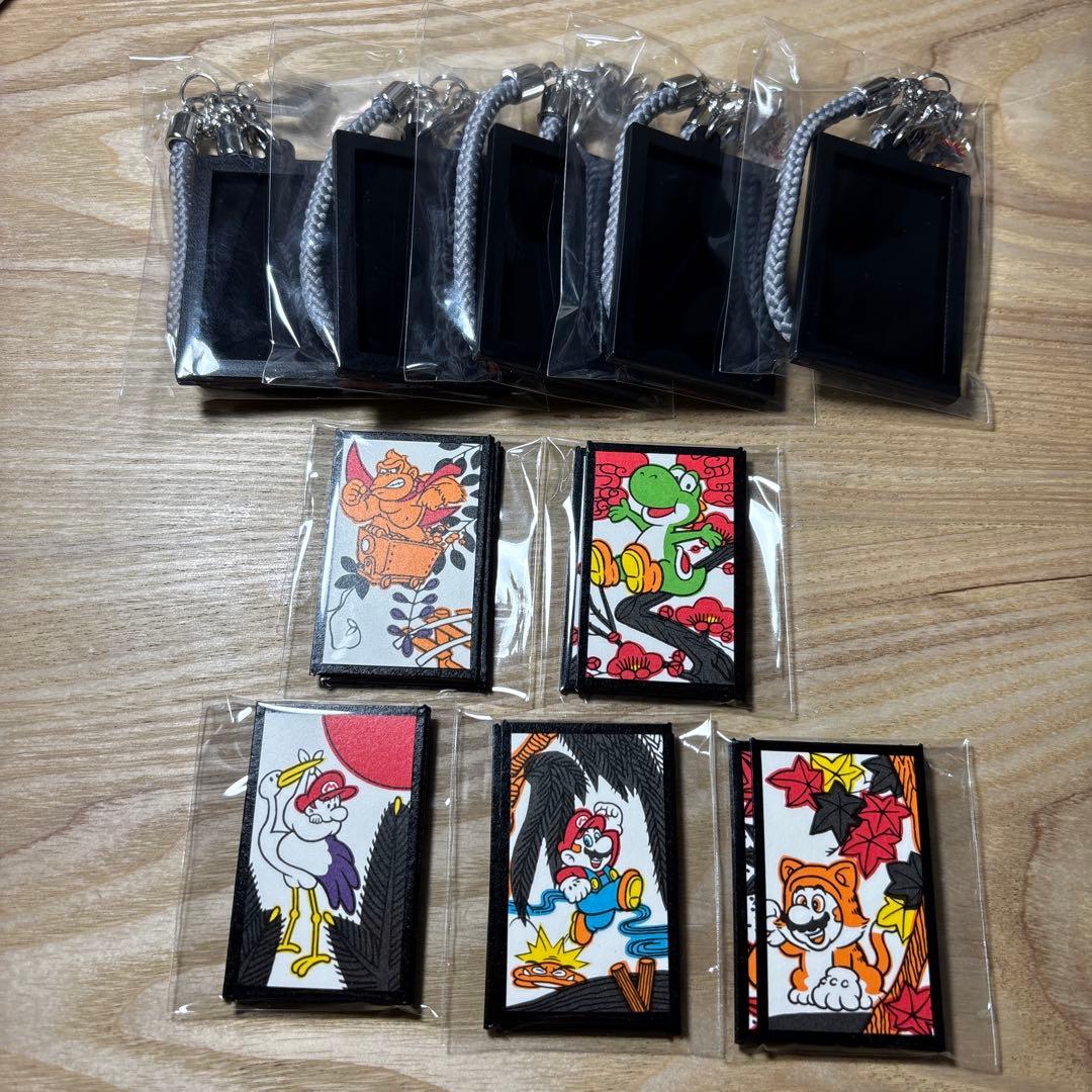 新作Nintendoキーホルダー3月限定特価マリオ花札・黒5種セット