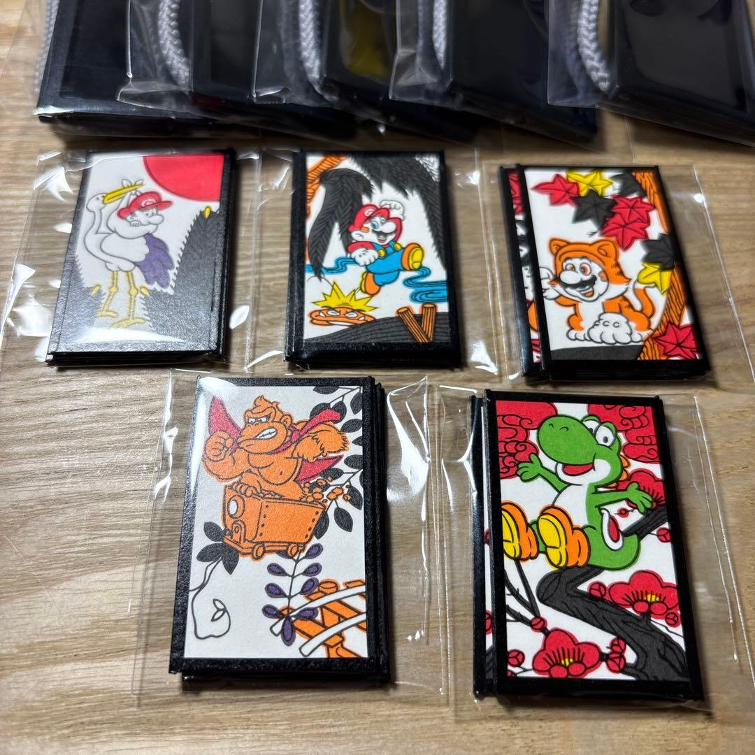 新作Nintendoキーホルダー3月限定特価マリオ花札・黒5種セット
