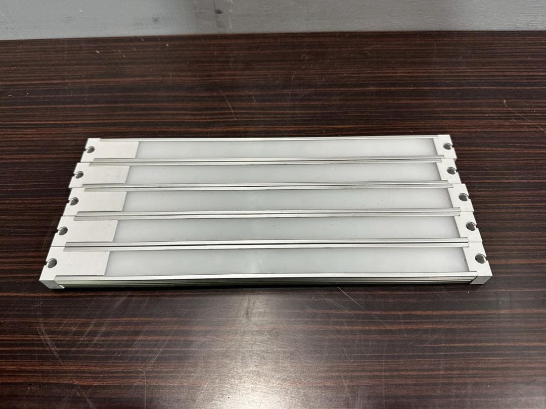 TOSHIBA 東芝 LED照明器具 ＬＥＤライン器具 LED 照明RW722