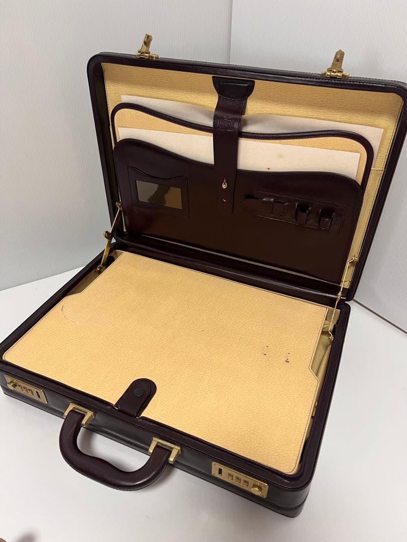 幻の極美品 MATRAS マトラ 本革 アタッシュケース トルコ製