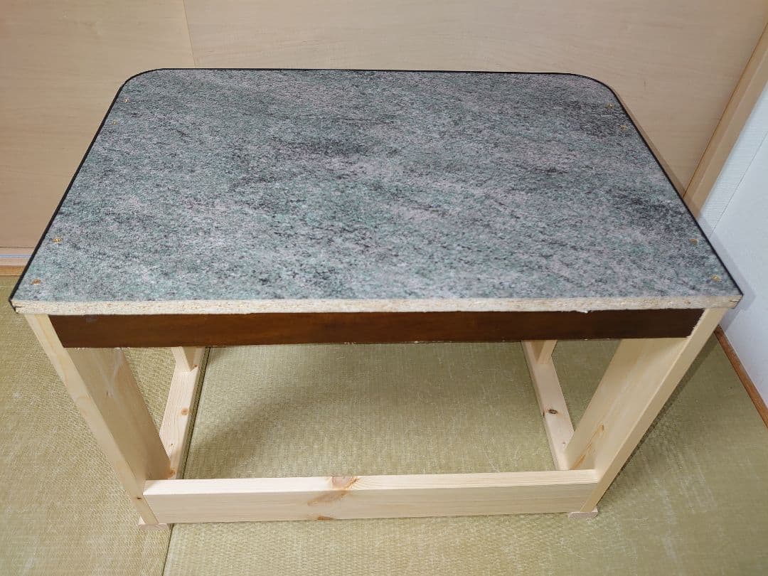 【累積192台目】パチスロを置く台（1台用シンプルスタンド）★高さ44.5㌢