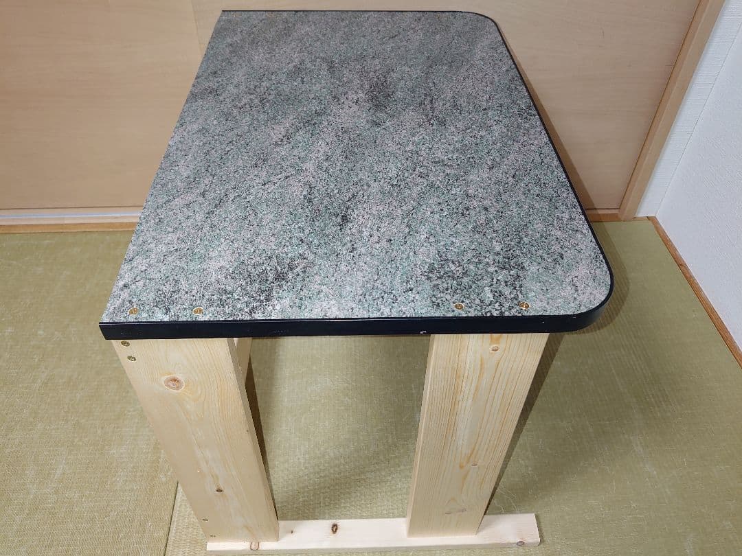 【累積192台目】パチスロを置く台（1台用シンプルスタンド）★高さ44.5㌢