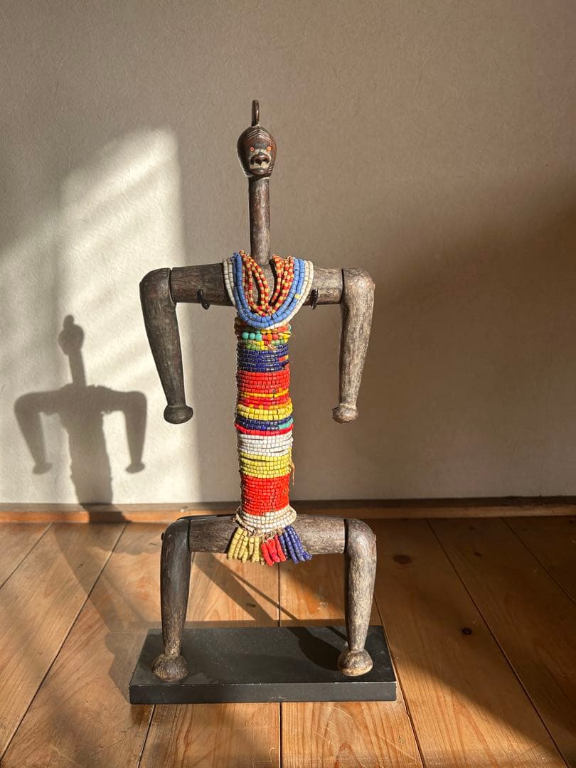 カメルーン ナムジドール　特大　呪物　プリミティブ　　アフリカ　ビーズ　台座付