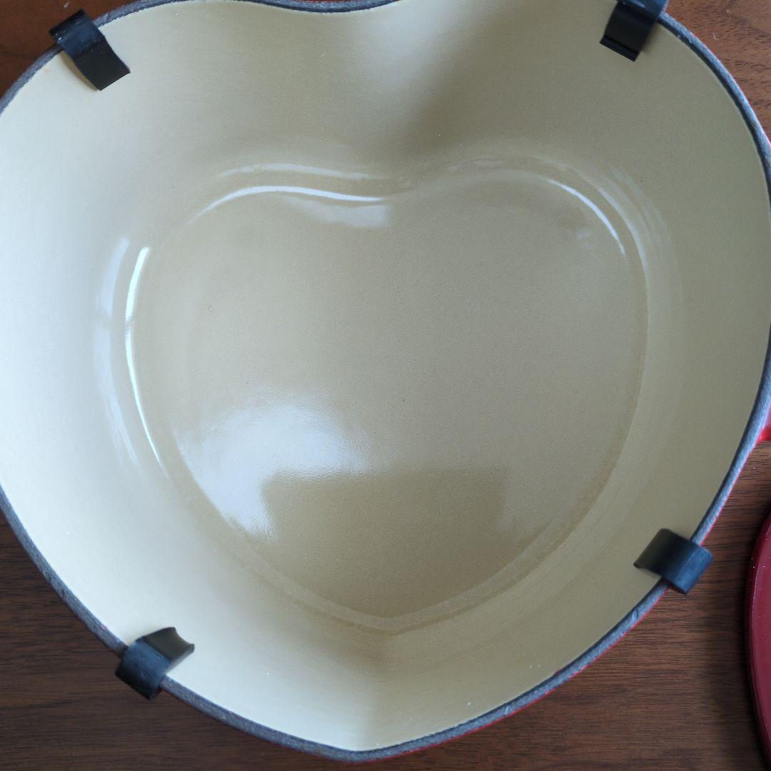 ル・クルーゼ　ハート型　赤　鍋